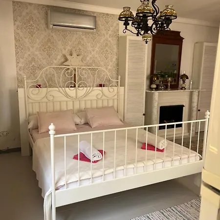 Romantico Wellness Casa Veronica Έλτσε